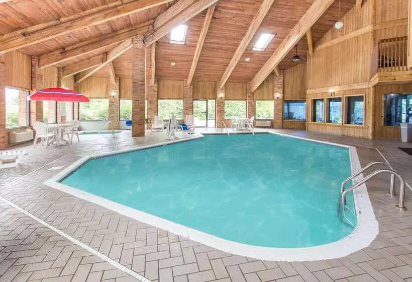 酒店 Baymont By Wyndham Muskegon