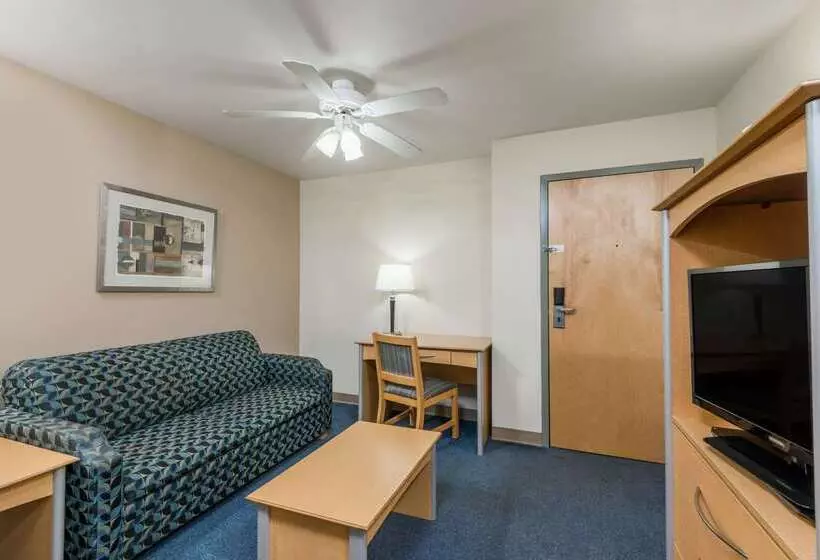 Отель Baymont By Wyndham Noblesville