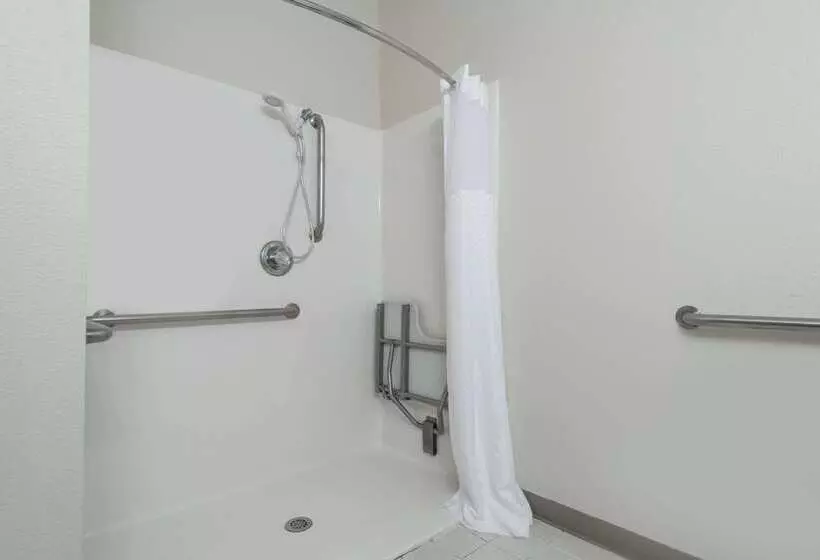 Отель Baymont By Wyndham Noblesville