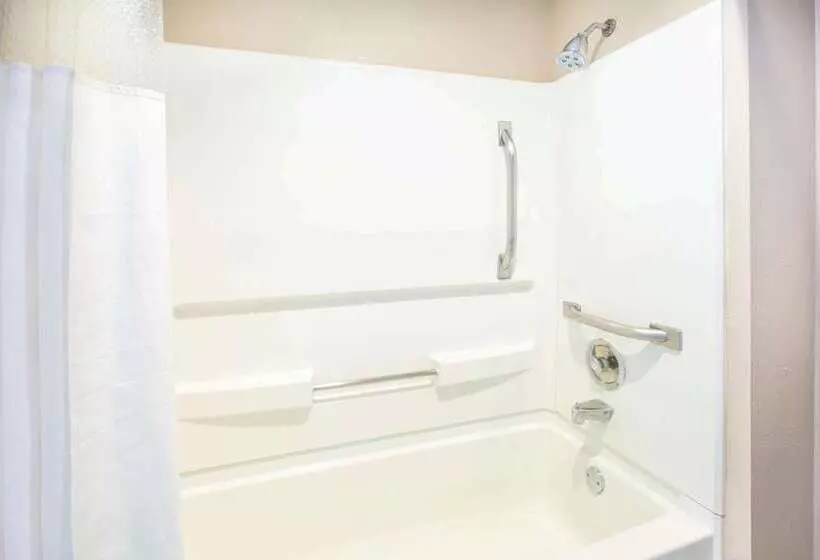 酒店 Baymont By Wyndham Plano