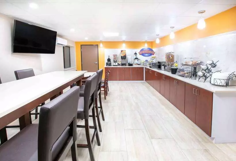 酒店 Baymont By Wyndham Plano