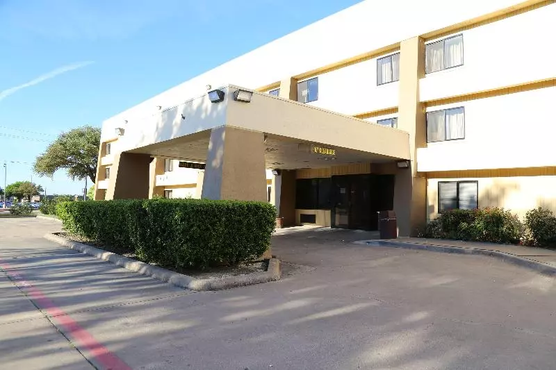 酒店 Baymont By Wyndham Plano