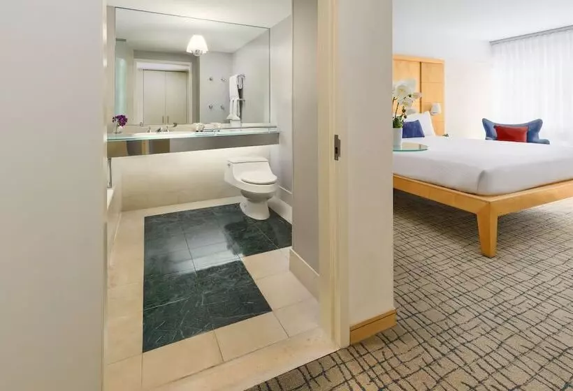 호텔 Millennium Premier New York Times Square