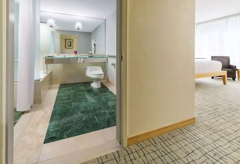 호텔 Millennium Premier New York Times Square