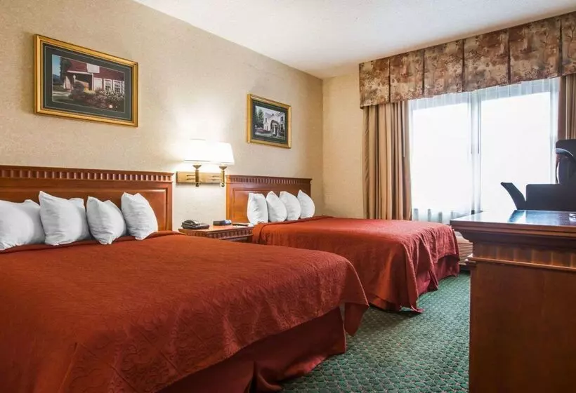 호텔 Econo Lodge Glens Falls Lake George