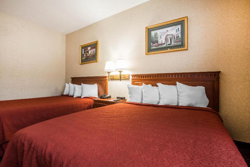 酒店 Econo Lodge Glens Falls   Lake George