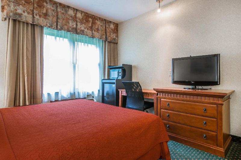 酒店 Econo Lodge Glens Falls   Lake George