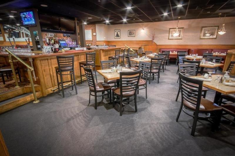 Отель Groton Inn & Suites