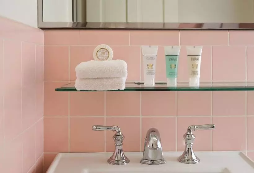 Little America Hotel   Wyoming