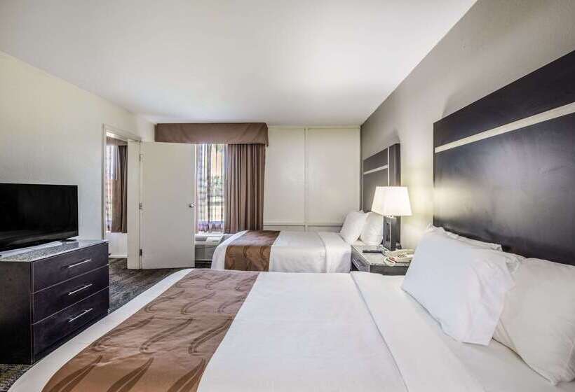 호텔 Quality Inn & Suites Conference Center Thomasville