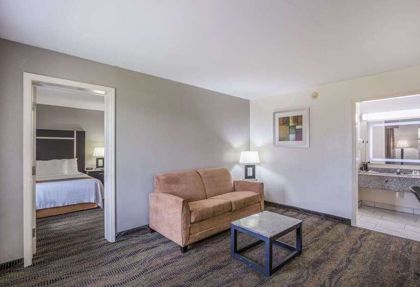 호텔 Quality Inn & Suites Conference Center Thomasville