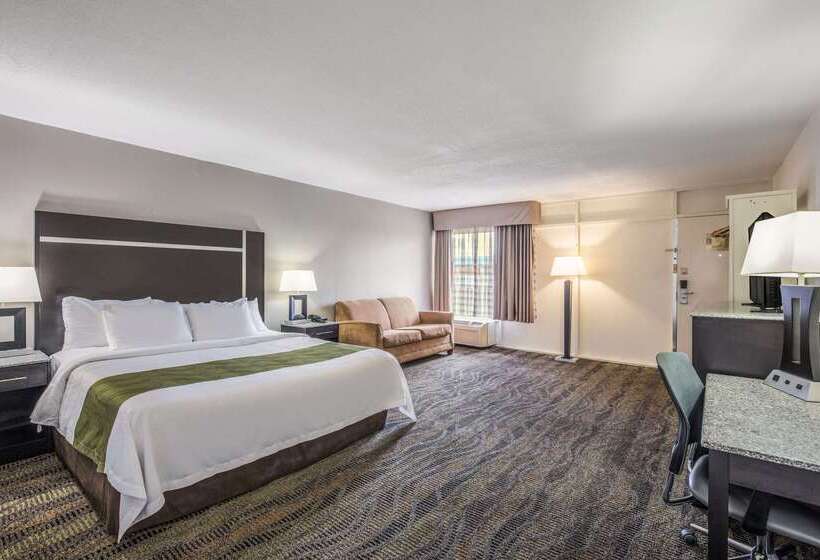 호텔 Quality Inn & Suites Conference Center Thomasville