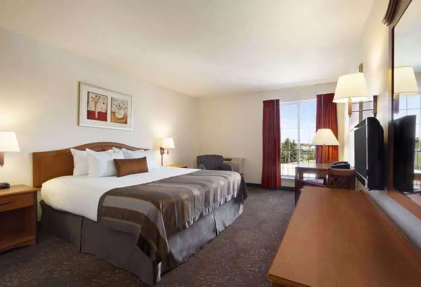 호텔 Ramada By Wyndham Seatac Airport