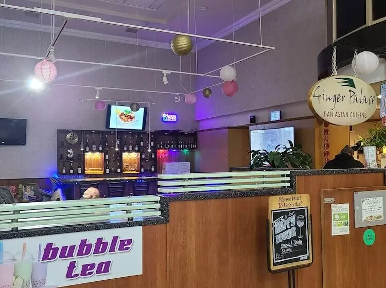 호텔 Ramada By Wyndham Seatac Airport