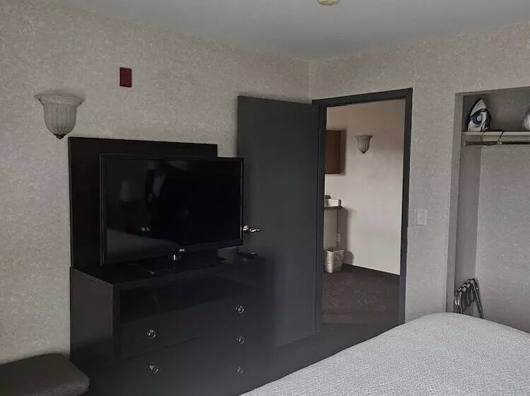 호텔 Ramada By Wyndham Seatac Airport