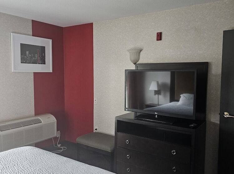 ホテル Ramada By Wyndham Seatac Airport
