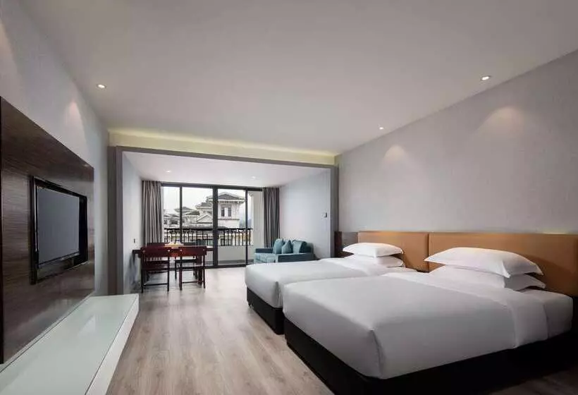 فندق Ramada By Wyndham Wuyishan