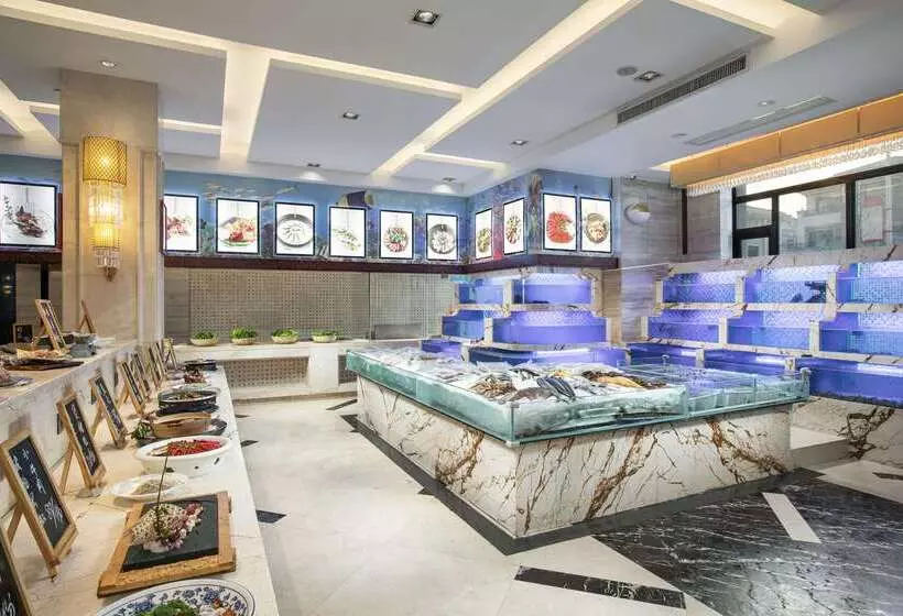 فندق Ramada By Wyndham Wuyishan