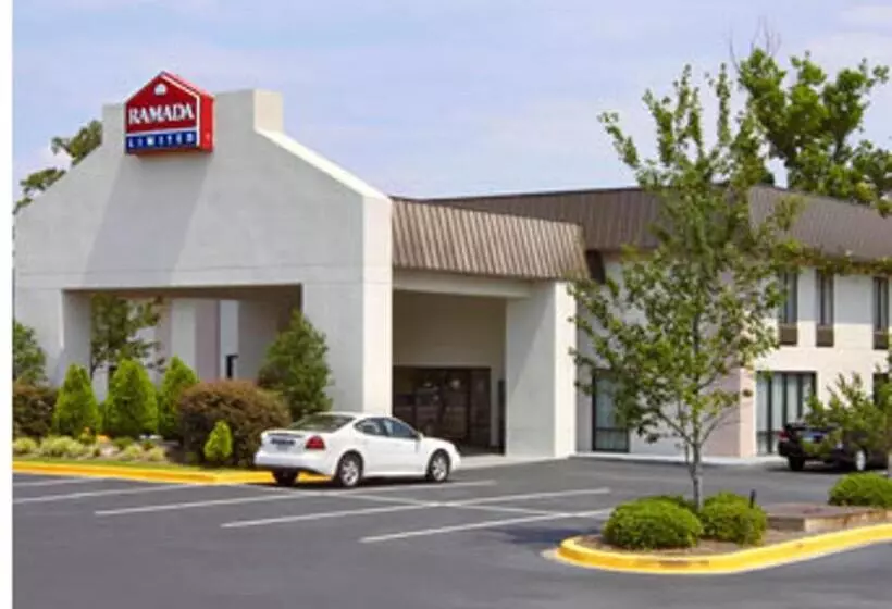 هتل Ramada Limited Columbia