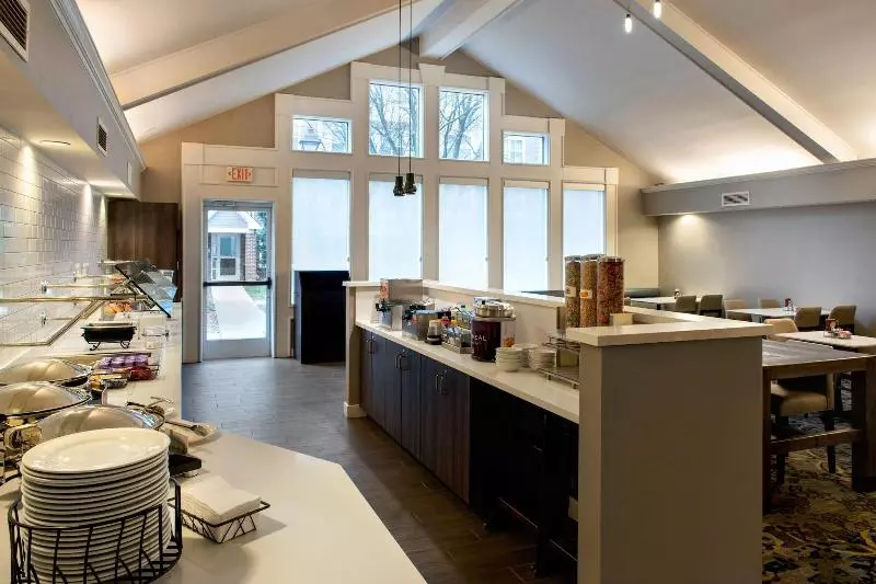 בית מלון כפרי Residence Inn Fairfax Merrifield