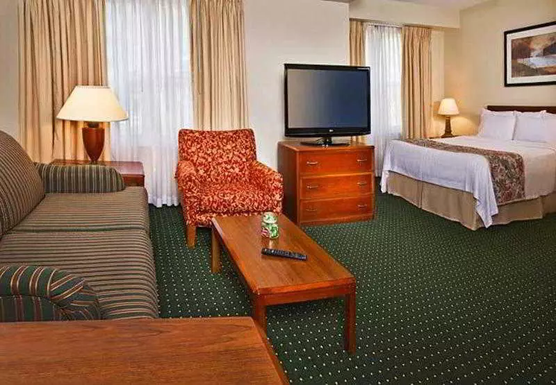 בית מלון כפרי Residence Inn Fairfax Merrifield