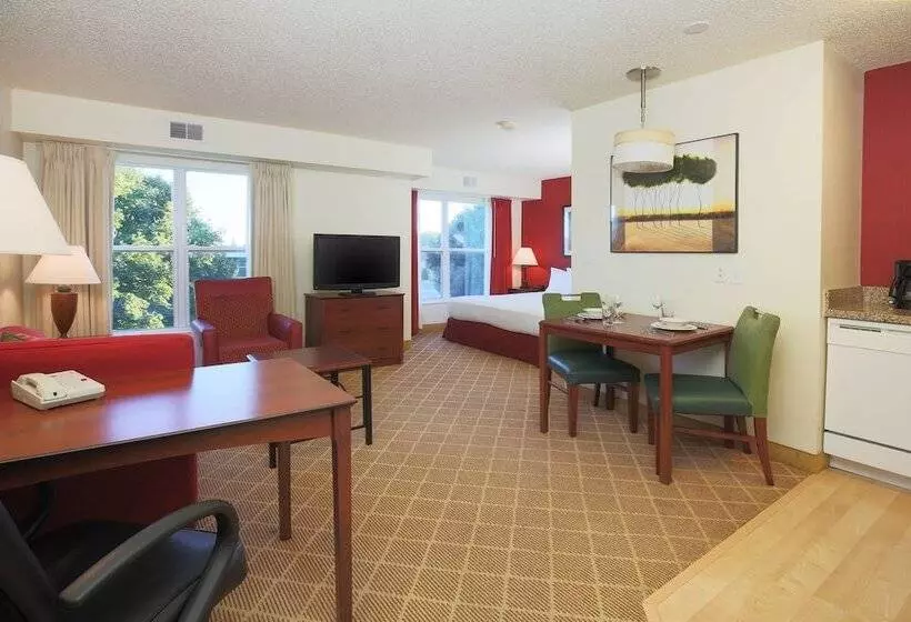 Отель Residence Inn By Marriott Flint Grand Blanc