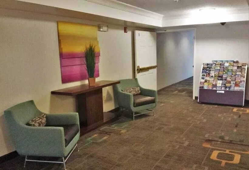 Отель Residence Inn By Marriott Orlando East/ucf Area