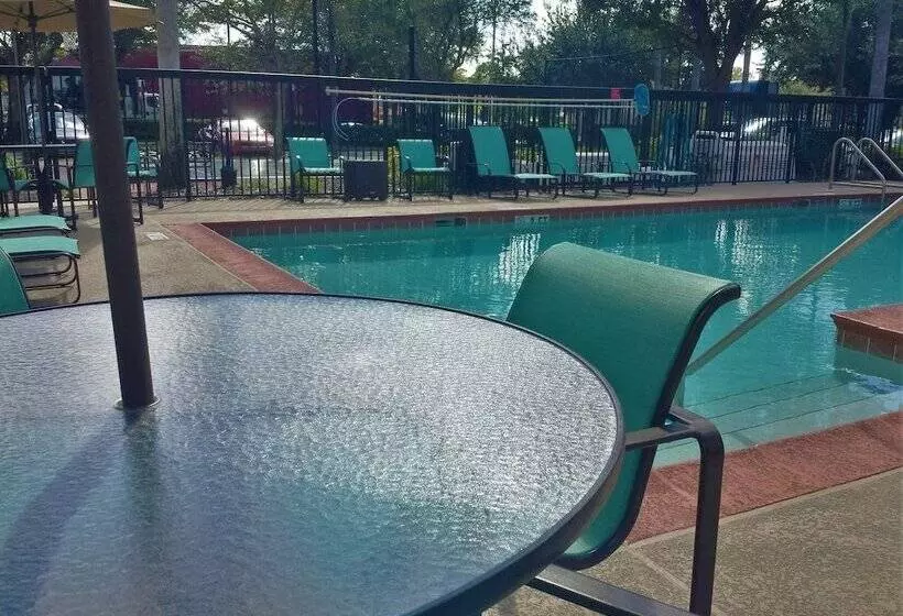 Отель Residence Inn By Marriott Orlando East/ucf Area