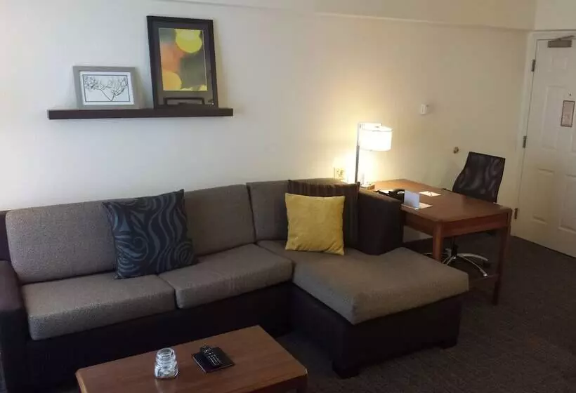 Отель Residence Inn By Marriott Orlando East/ucf Area