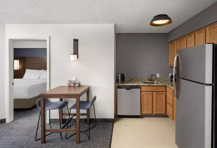 Отель Residence Inn By Marriott Orlando East/ucf Area