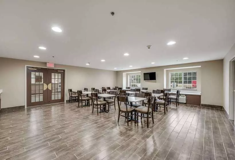 酒店 Sleep Inn & Suites