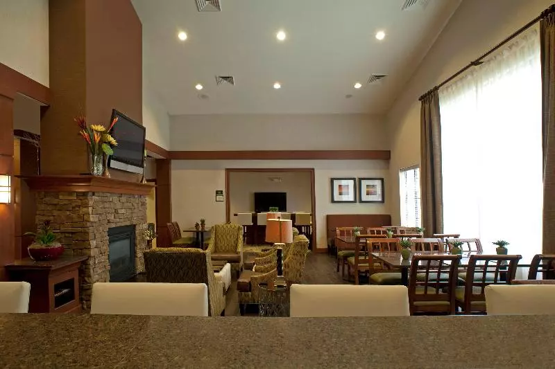 ホテル Staybridge Suites Chantilly Dulles Airport, An Ihg