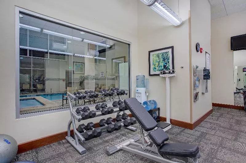 בית מלון כפרי Staybridge Suites Chattanooga Downtown  Convention Center, An Ihg