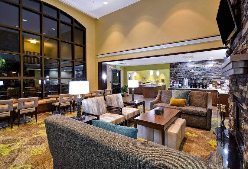 هتل Staybridge Suites Grand Rapids Kentwood, An Ihg