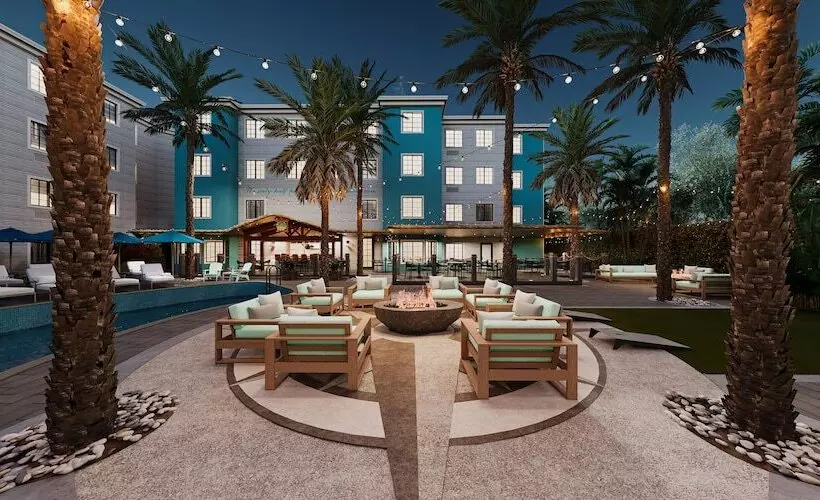 Compass By Margaritaville Hotel Naples