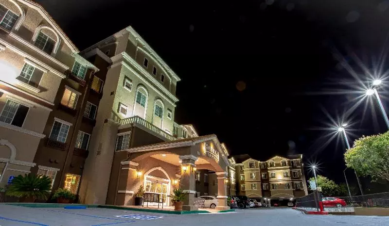 ホテル Staybridge Suites Silicon Valley   Milpitas, An Ihg