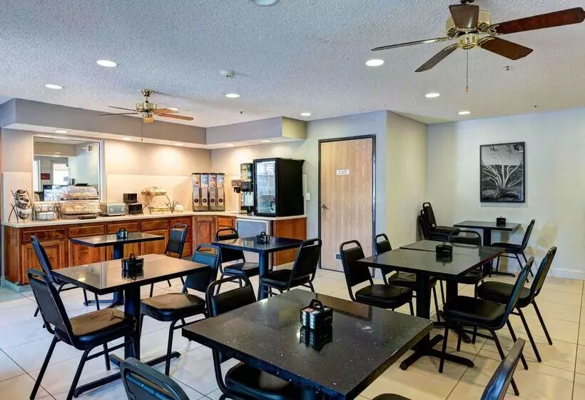 Surestay Plus Hotel By Best Western Redding