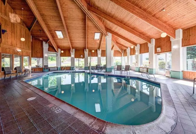 Surestay Plus Hotel By Best Western Redding