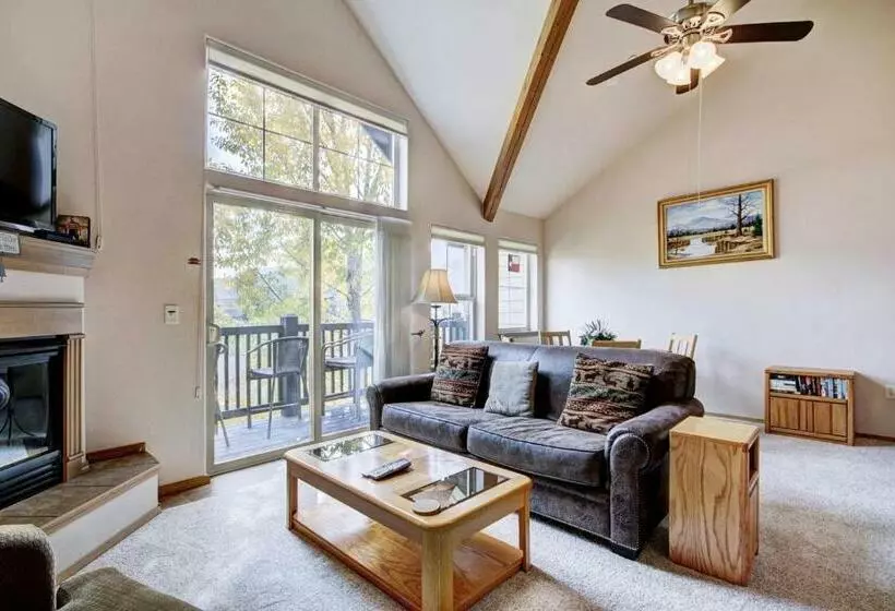 酒店 Tarn Landing C4