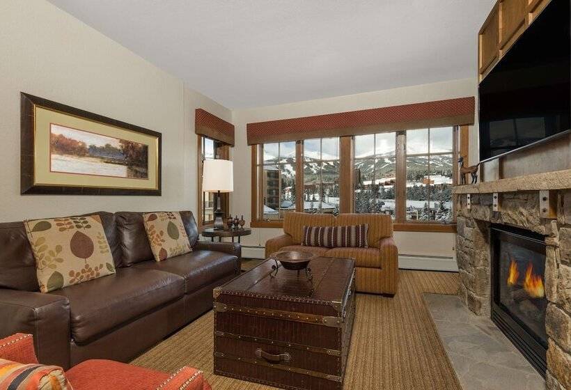 هتل The Residences At Main Street Station By Hyatt Vacation Club