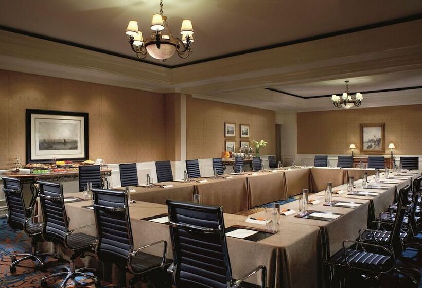 هتل The Ritzcarlton Coconut Grove, Miami