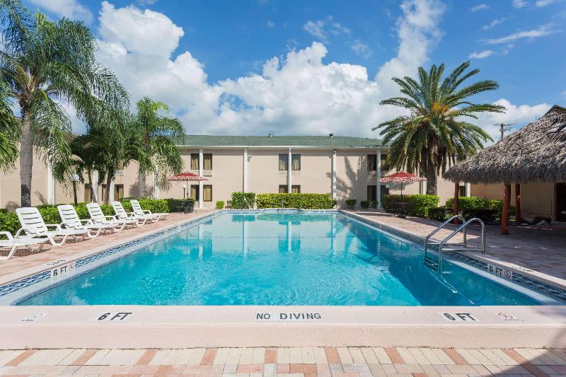 ホテル Quality Inn Fort Myers Cape Coral