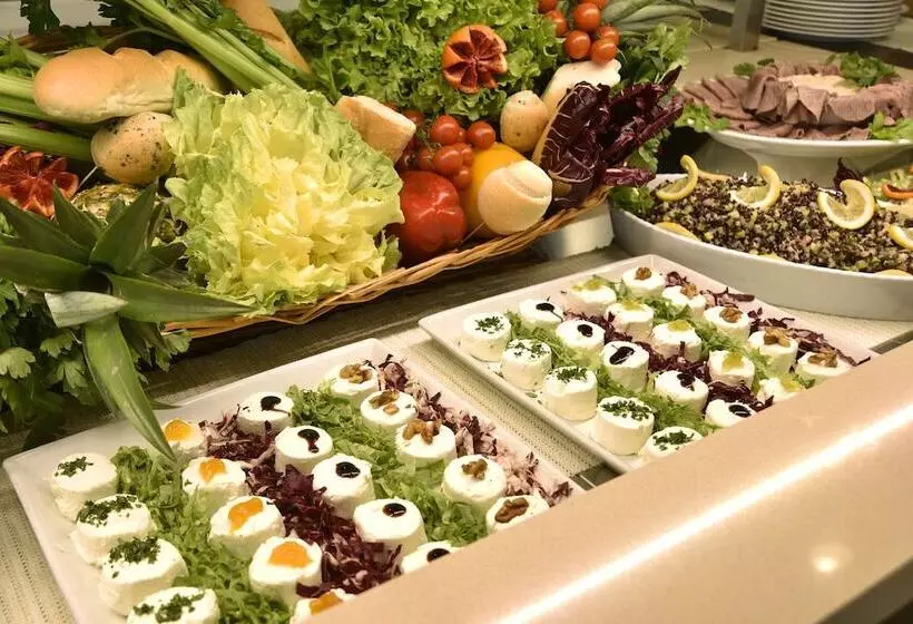 ホテル Tulip Inn Turin West Rivoli