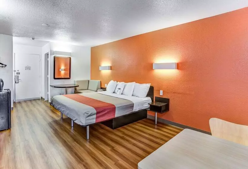 Motel 6portland, Or  Tigard West