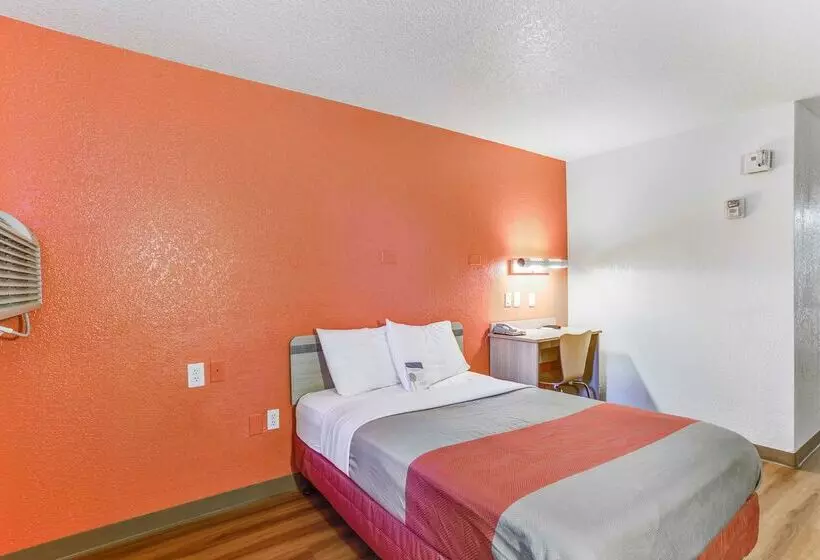 Motel 6portland, Or  Tigard West