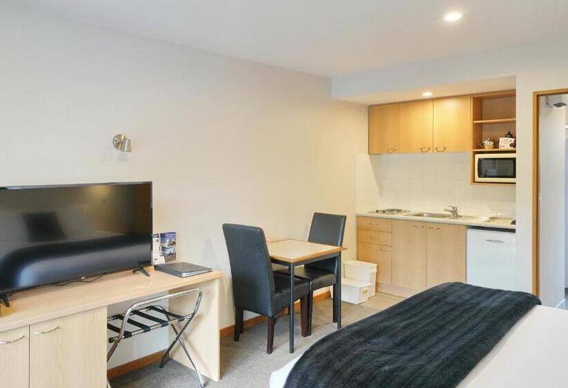 306 Motel Apartments