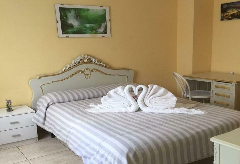 هاستل Residencia Alclausell