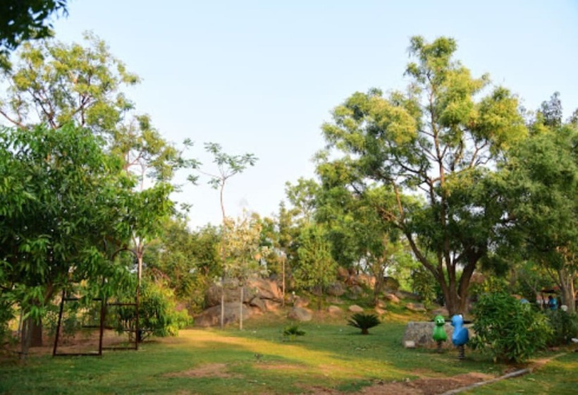 Amegundi Resort