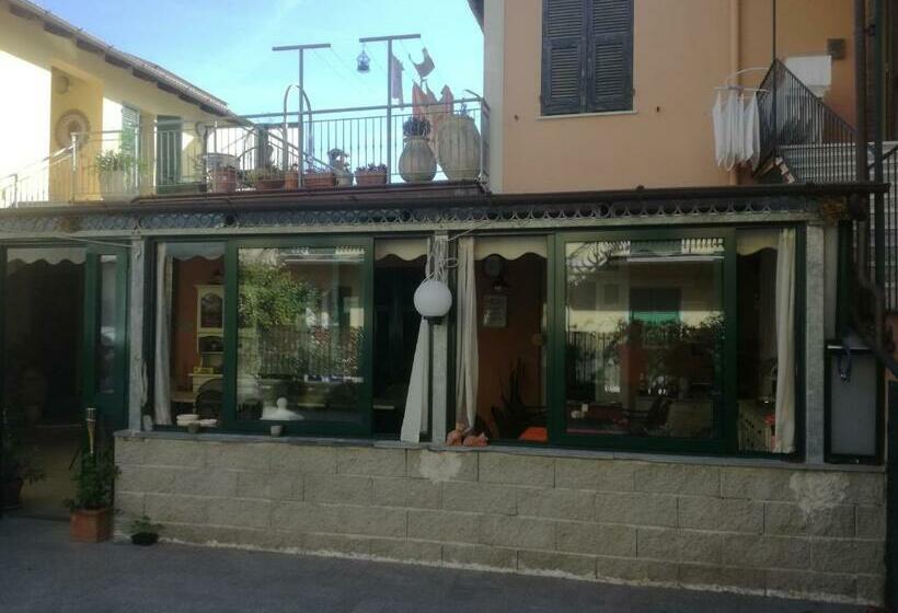 ベッドアンドブレックファースト Affittacamere Mariella