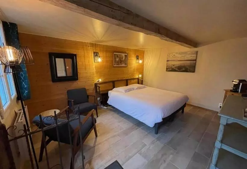 ベッドアンドブレックファースト Au Presbytère De Saigneville